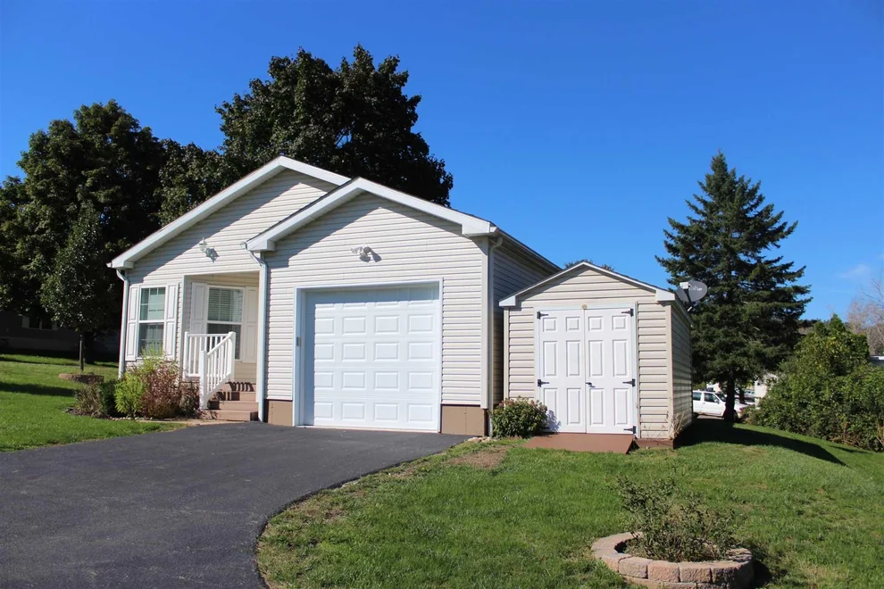 Unit for sale at 201 Brittany Terrace, New Windsor, NY 12575