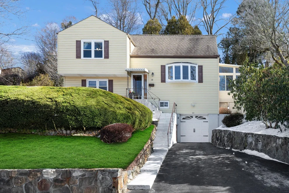 Unit for sale at 22 Pamela Lane, Mount Pleasant, NY 10595