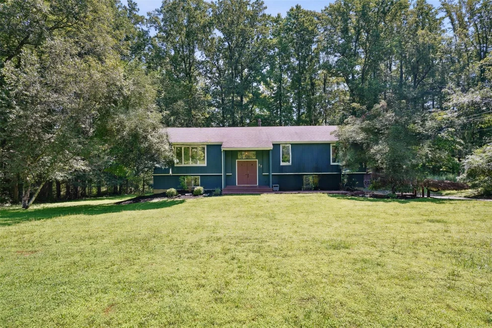 Unit for sale at 37 Shady Brook Lane, Cortlandt, NY 10567