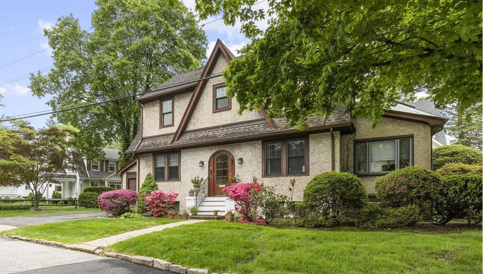 Unit for sale at 19 Glenorchy Place, New Rochelle, NY 10804