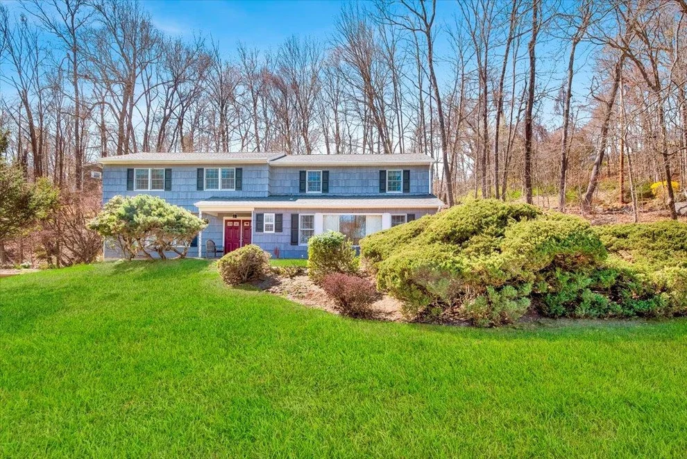 Unit for sale at 2 Walden Street, Somers, NY 10589