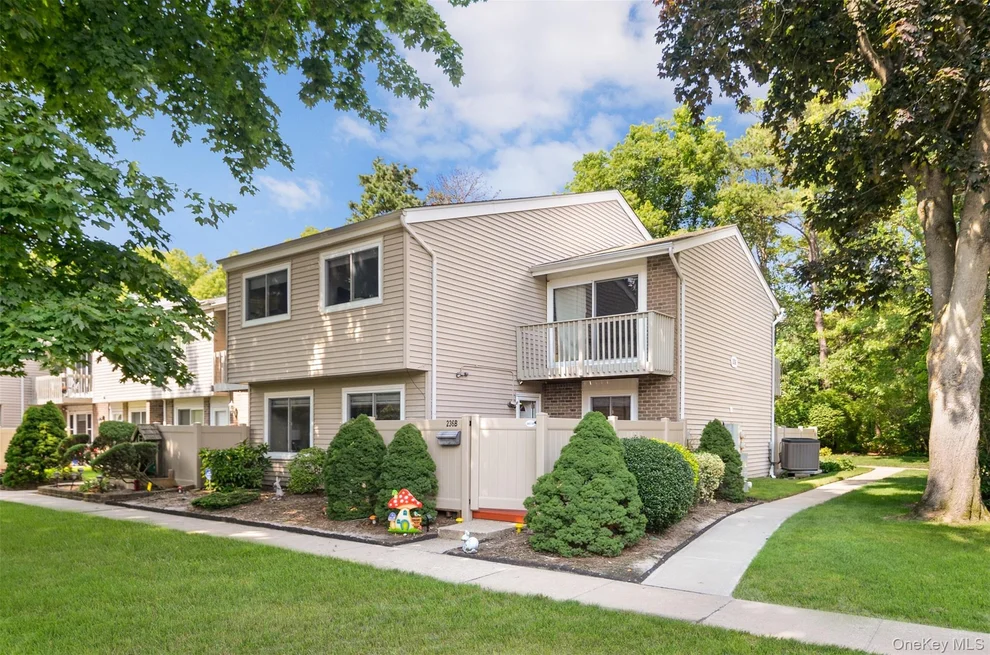 Unit for sale at 236 Springmeadow Drive, Islip, NY 11741