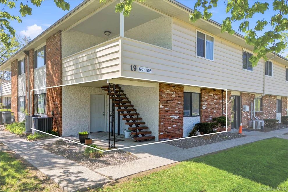 Unit for sale at 1901 Cortland Drive, Newburgh (Town), NY 12550