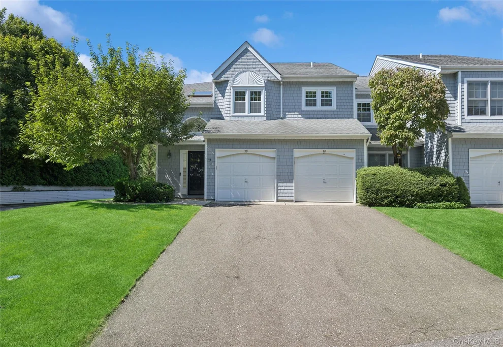 Unit for sale at 79 Lakebridge Drive S, Smithtown, NY 11754