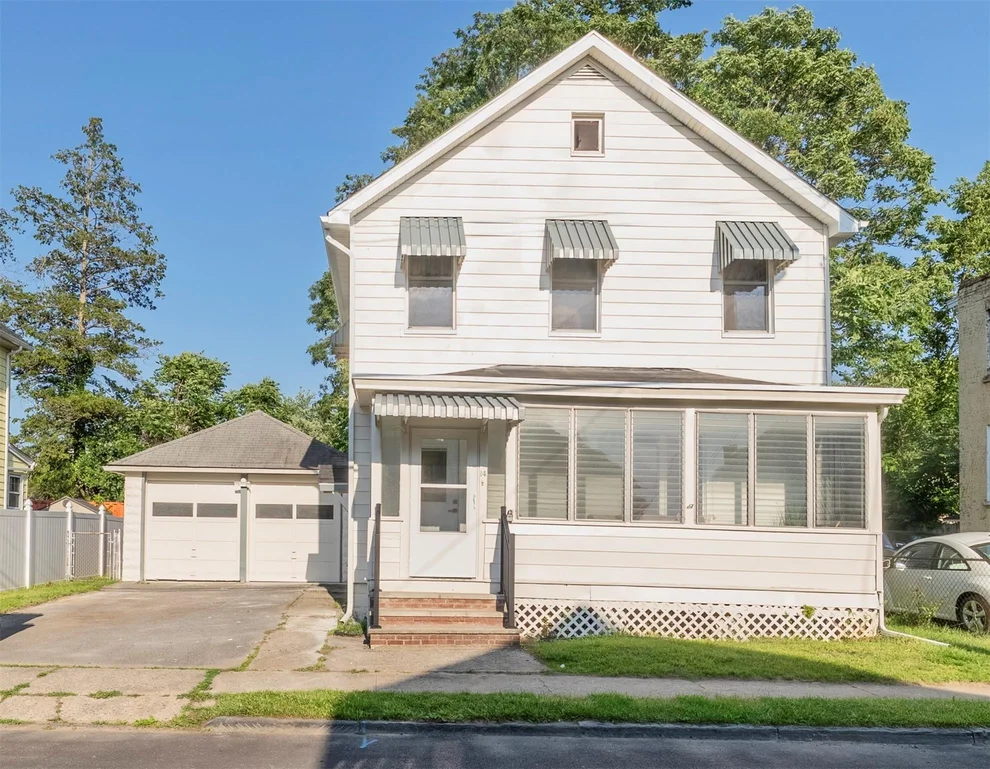Unit for sale at 14 Staples Street, Kingston, NY 12401