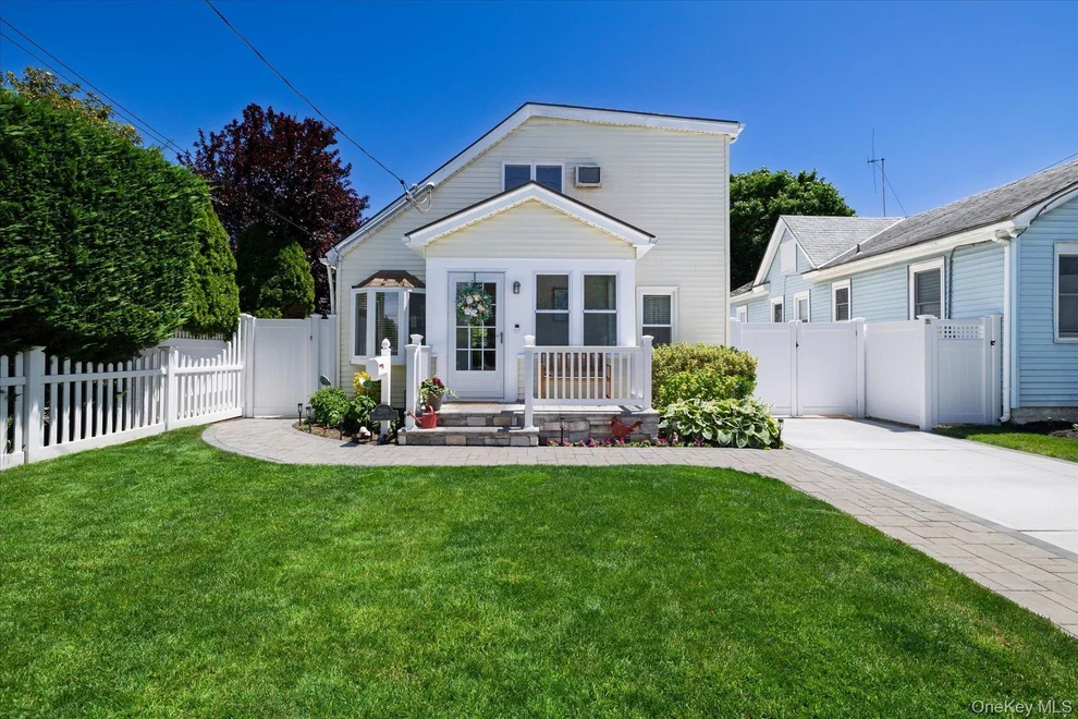 Unit for sale at 2589 Southard Avenue, Hempstead, NY 11572