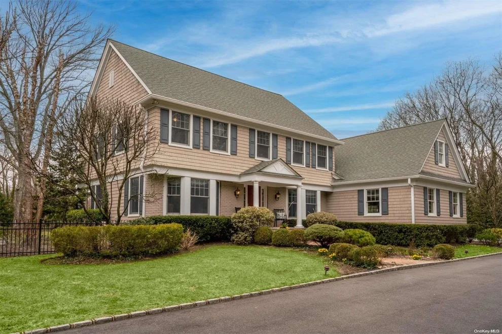 Unit for sale at 319 Woodbury Road, Huntington, NY 11724