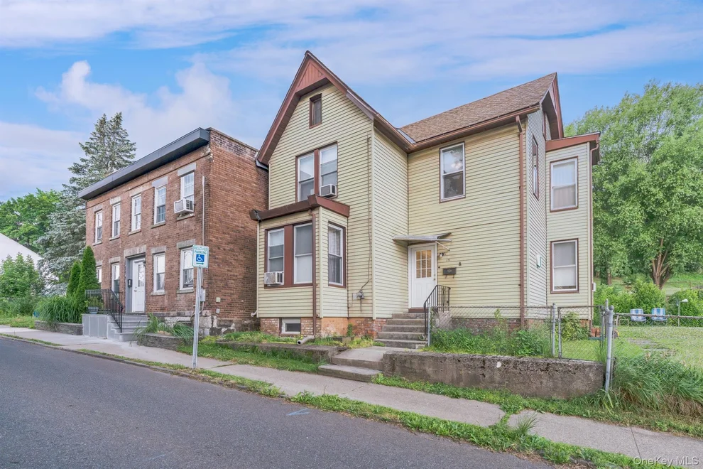 Unit for sale at 19 W Union Street, Kingston, NY 12401
