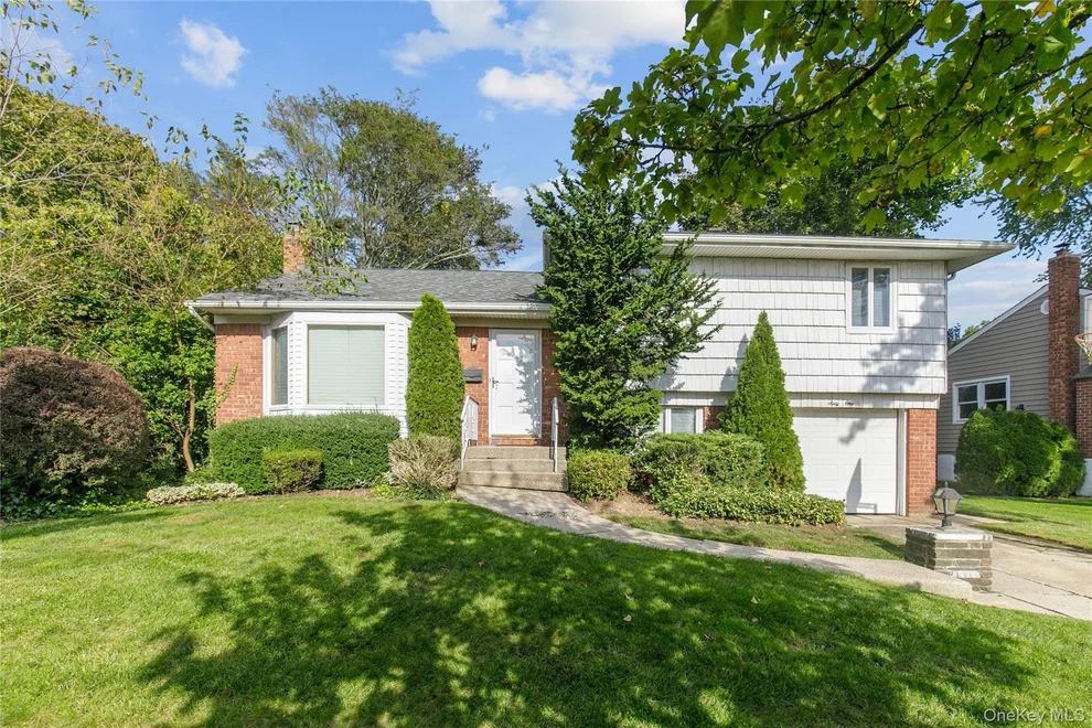 Unit for sale at 61 Mitchell Avenue, Oyster Bay, NY 11803