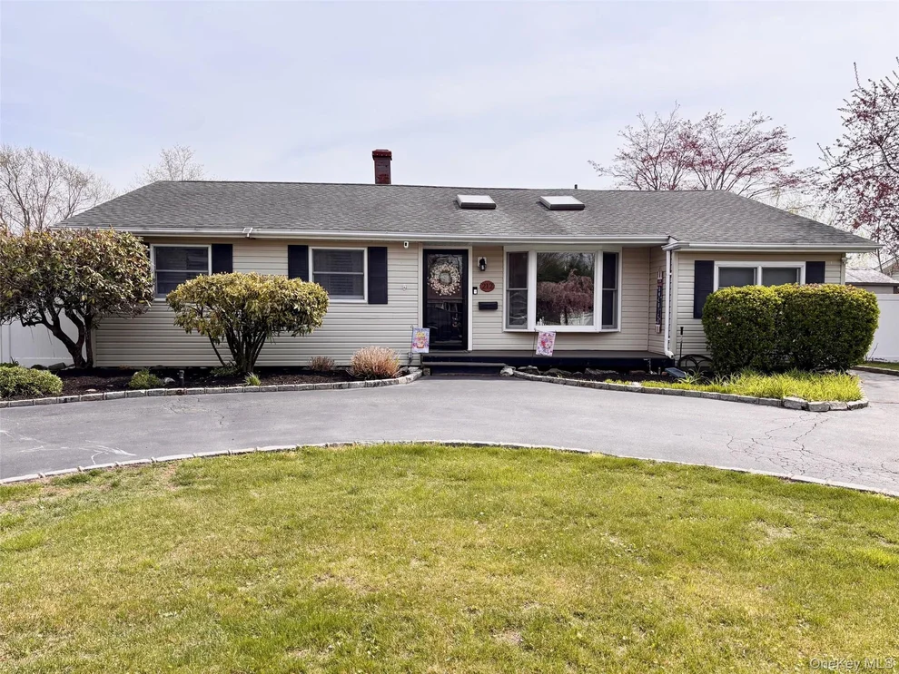 Unit for sale at 212 Matthews Road, Islip, NY 11769