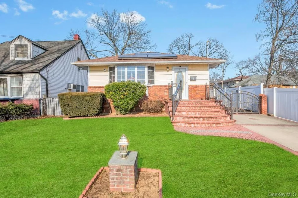 Unit for sale at 488 Pershing Blvd, Hempstead, NY 11570