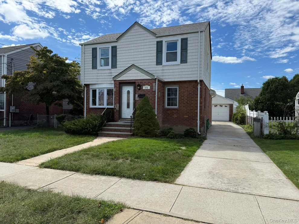 Unit for sale at 375 Latham Road, North Hempstead, NY 11501