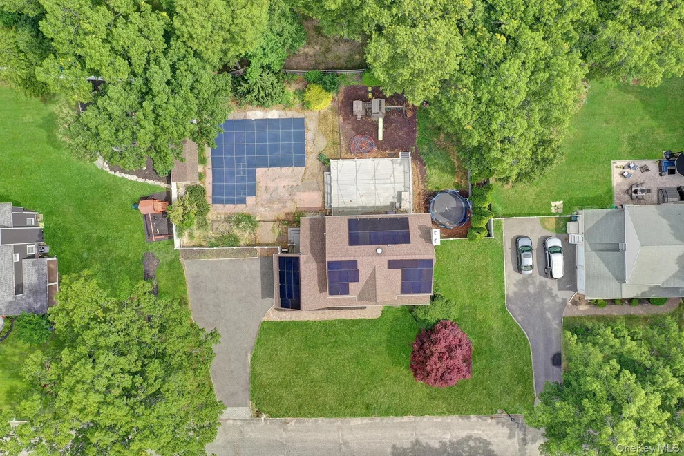 Unit for sale at 27 4th Avenue, Brookhaven, NY 11778