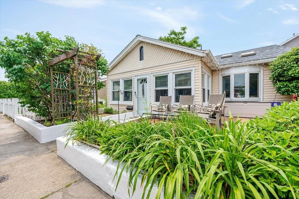 Unit for sale at 25 December Walk, Long Beach, NY 11561