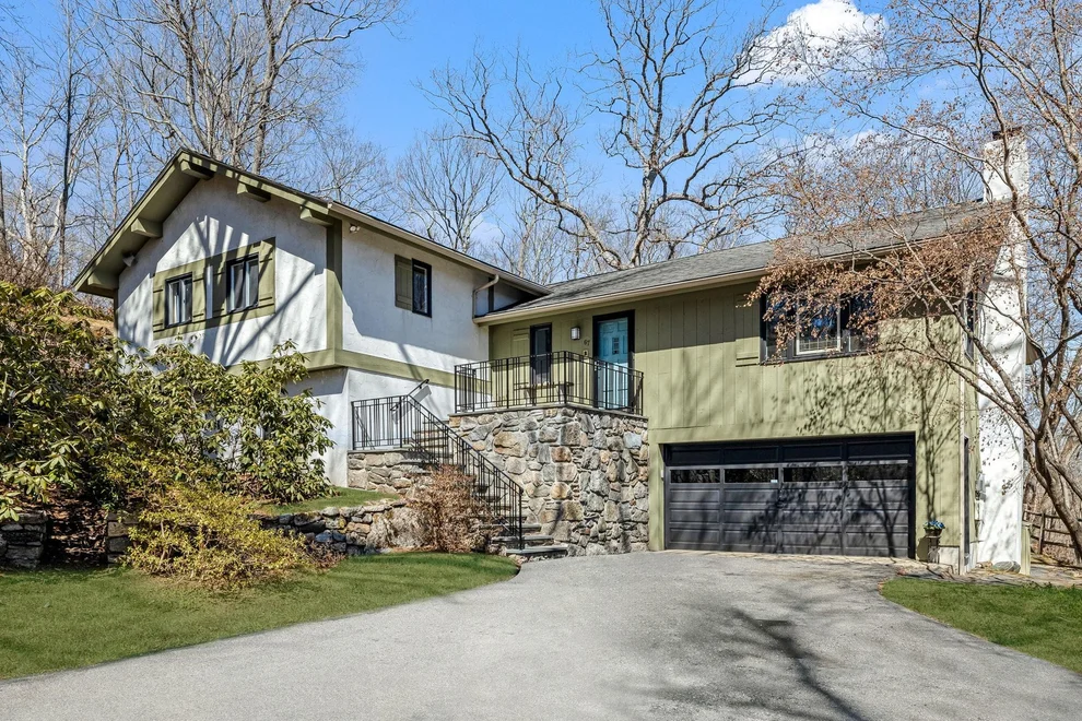 Unit for sale at 67 Whitlockville Road, Bedford, NY 10536