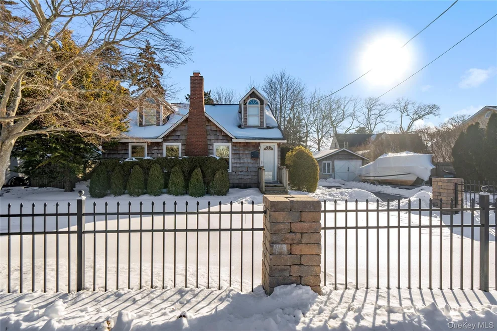 Unit for sale at 4 Wilson Street, Brookhaven, NY 11772