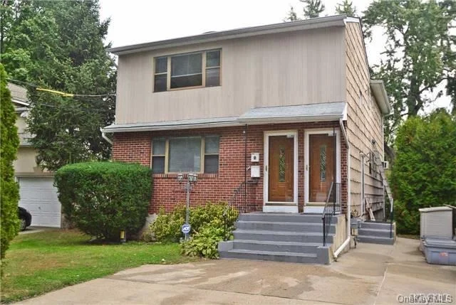 Unit for sale at 88 Hickory Road, North Hempstead, NY 11050