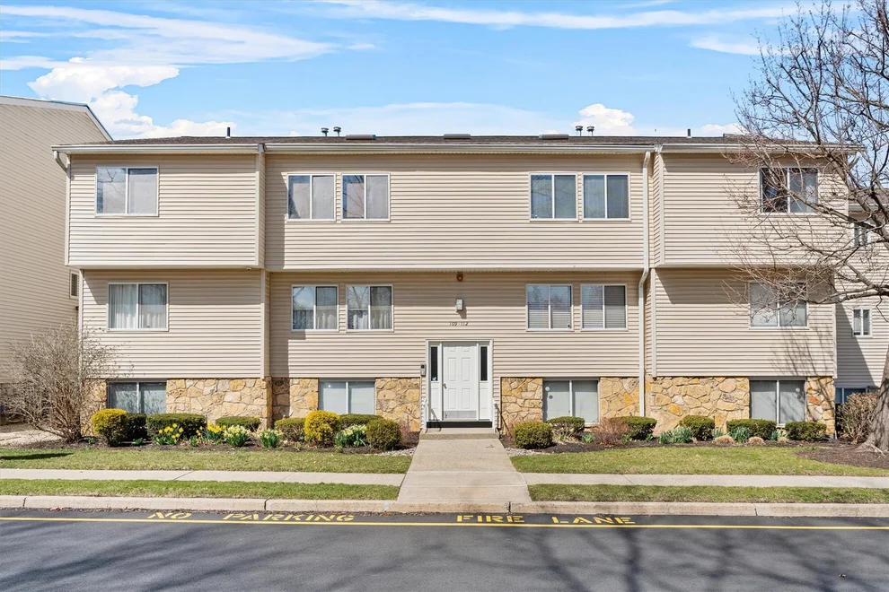 Unit for sale at 25 College Avenue, Clarkstown, NY 10954