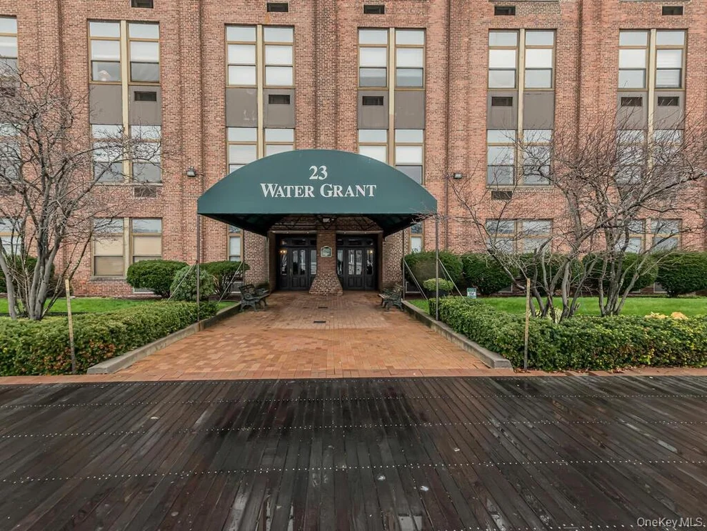 Unit for sale at 23 Water Grant Street, Yonkers, NY 10701