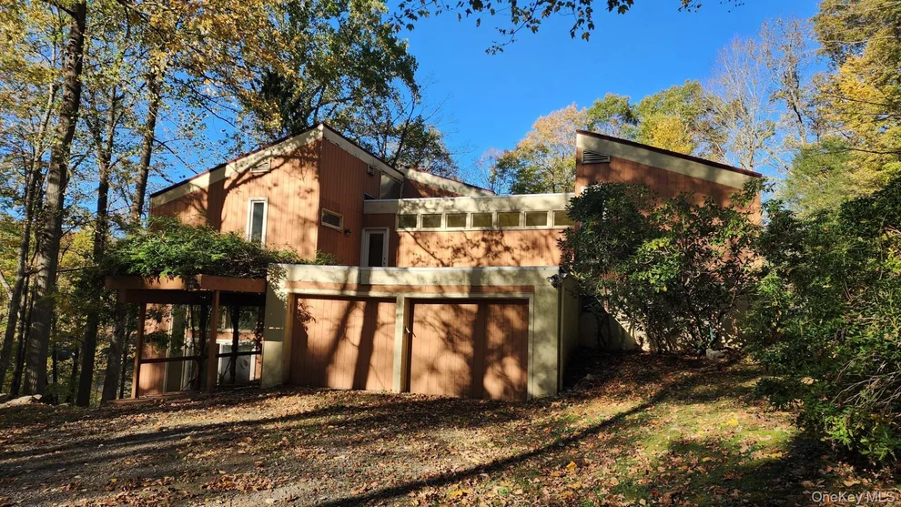Unit for sale at 402 Hortontown Road, Kent, NY 12533