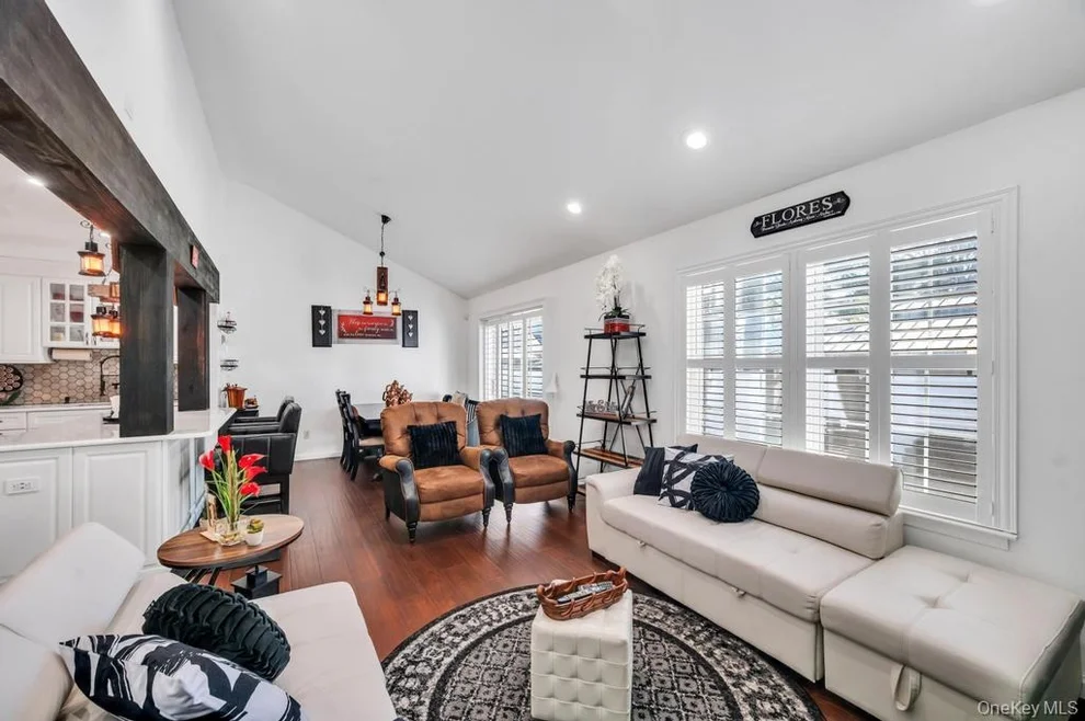 Unit for sale at 4 Beech Street, Islip, NY 11722