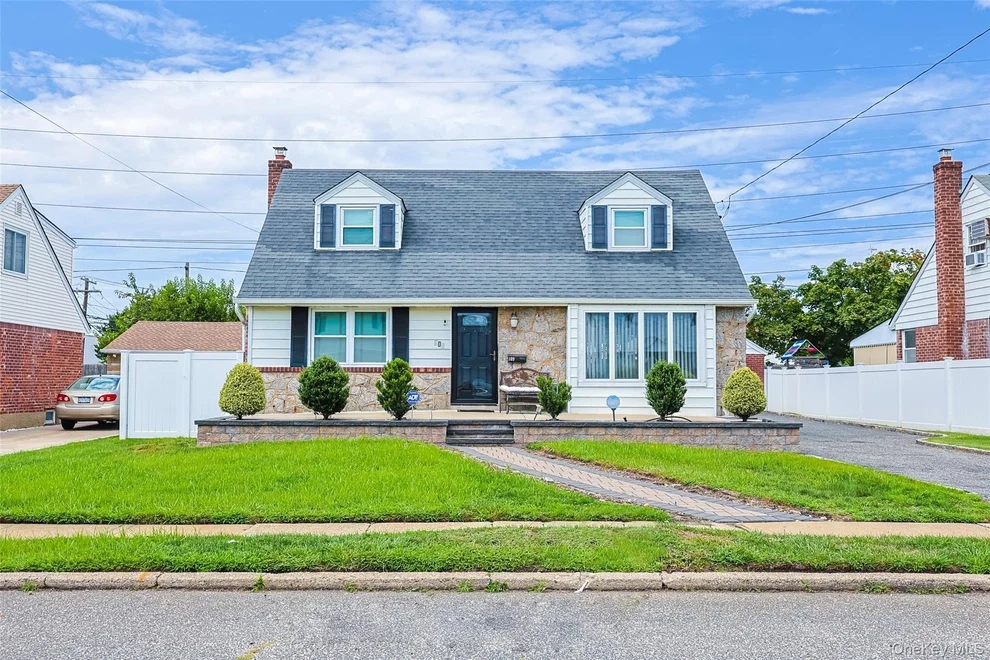 Unit for sale at 109 Aaron Drive, Hempstead, NY 11554
