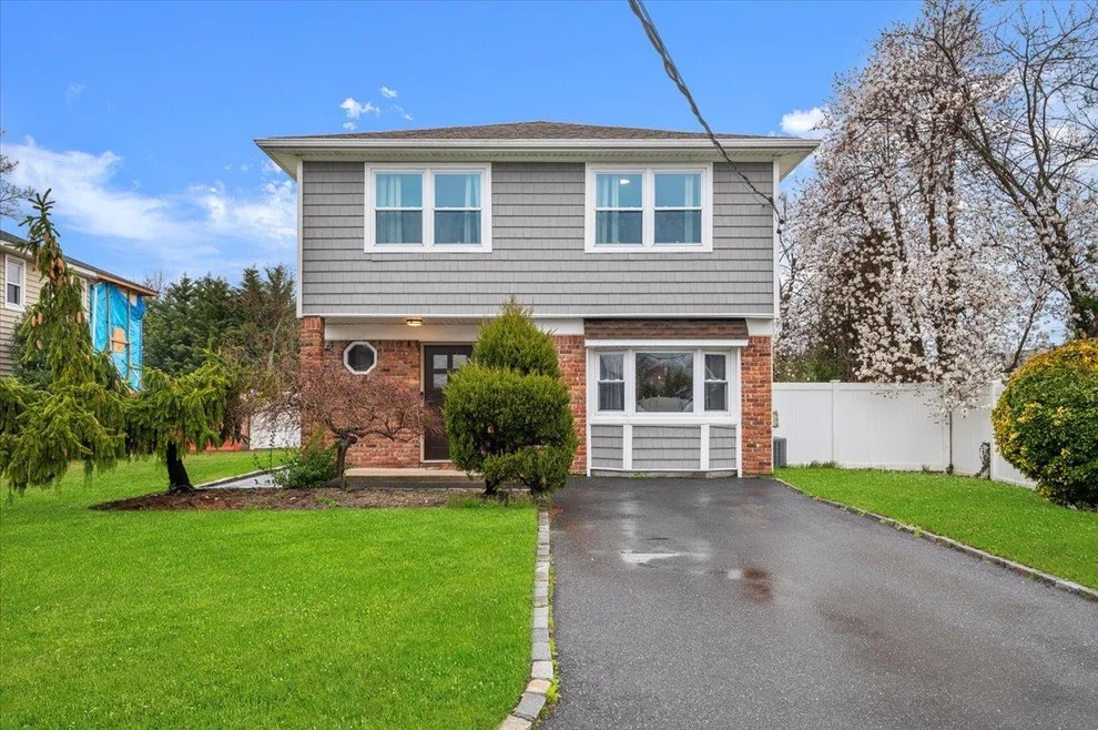 Unit for sale at 710 Prospect Place, Hempstead, NY 11710