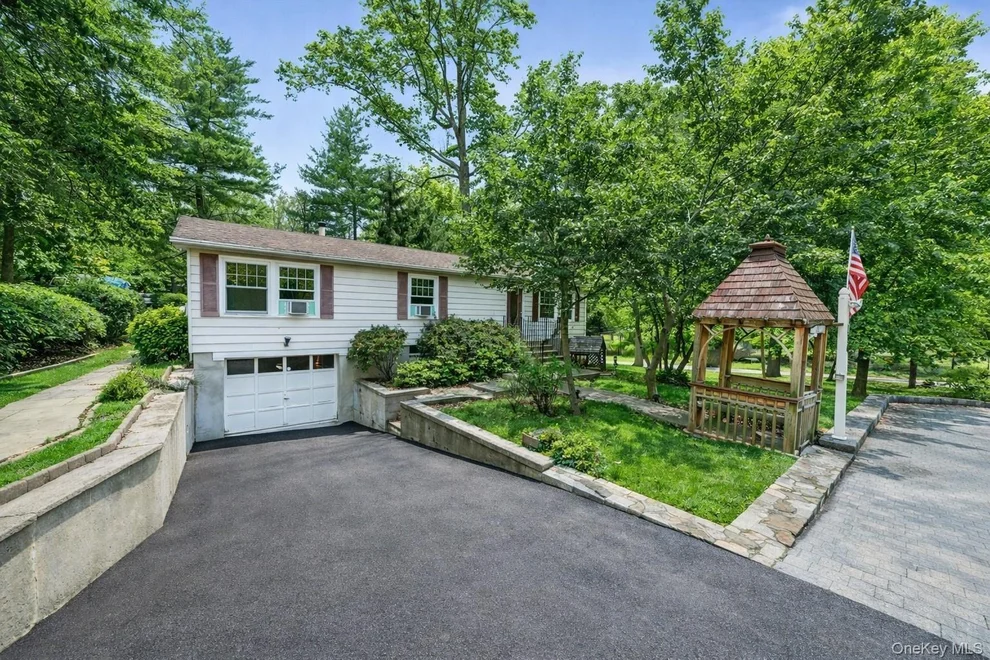 Unit for sale at 114 Laurel Hill Road, Cortlandt, NY 10520