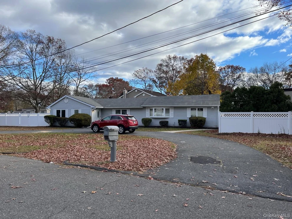 Unit for sale at 10 Pine Street N, Brookhaven, NY 11755