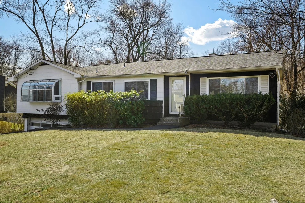Unit for sale at 3465 Curry Street, Yorktown, NY 10598