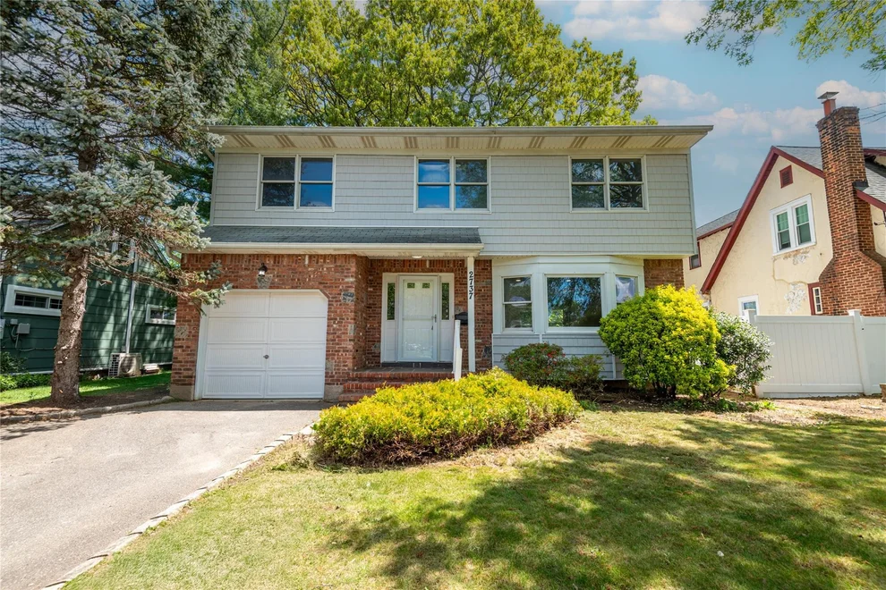 Unit for sale at 2737 Morton Avenue, Hempstead, NY 11572