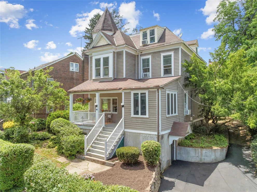 Unit for sale at 50 Pennsylvania Avenue, Yonkers, NY 10707