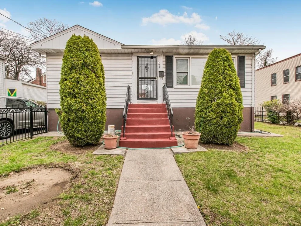Unit for sale at 351 S 6th Avenue, Mount Vernon, NY 10550