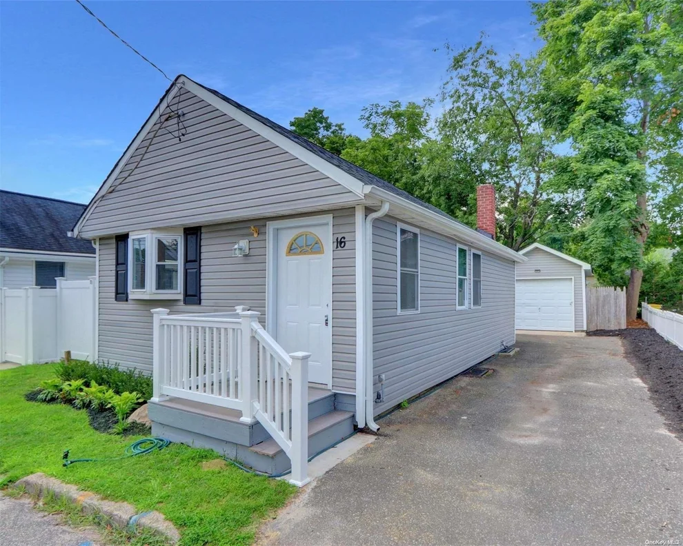Unit for sale at 16 1st Avenue, Smithtown, NY 11754