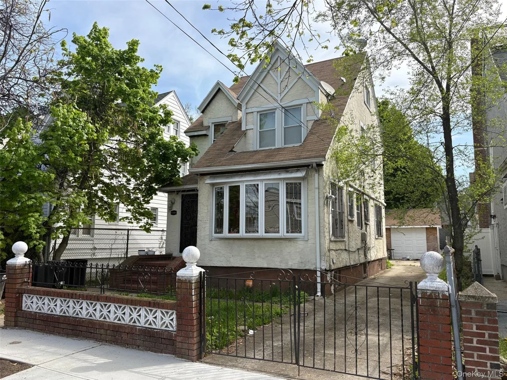 Unit for sale at 115-57 196th Street, New York, NY 11412