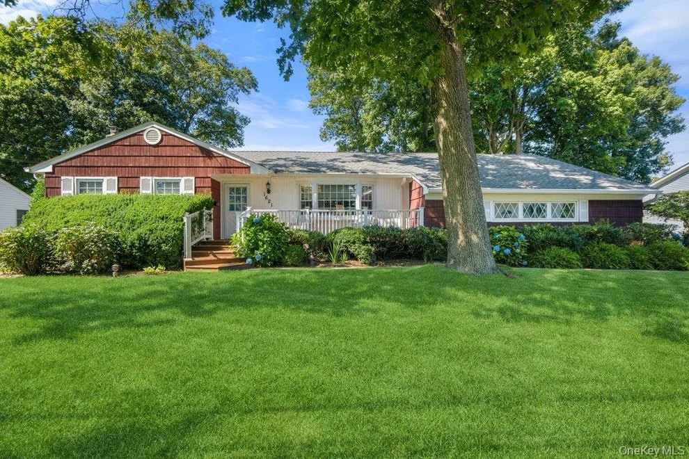 Unit for sale at 1621 Madison Avenue, Islip, NY 11795