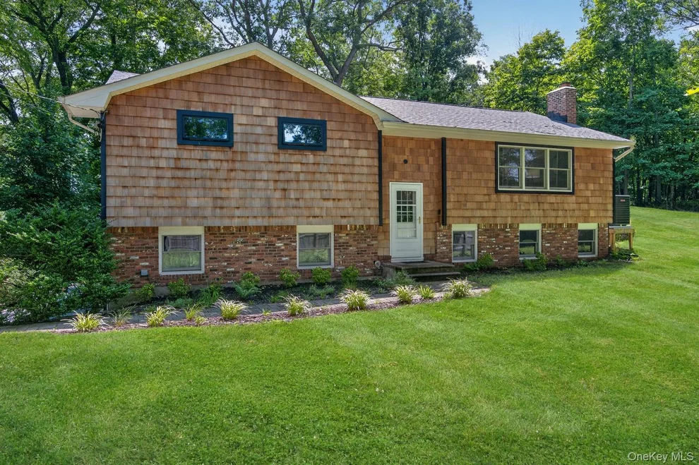 Unit for sale at 6A Rochester Court, Huntington, NY 11743