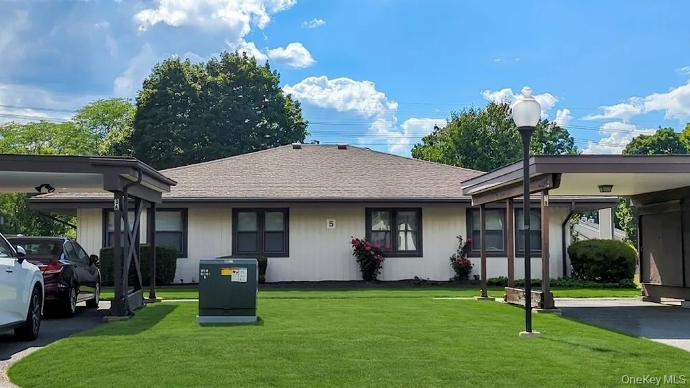 Unit for sale at 5 Devon Court, Yorktown, NY 10598