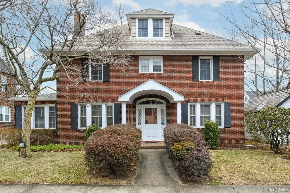 Unit for sale at 48 Essex Road, North Hempstead, NY 11023