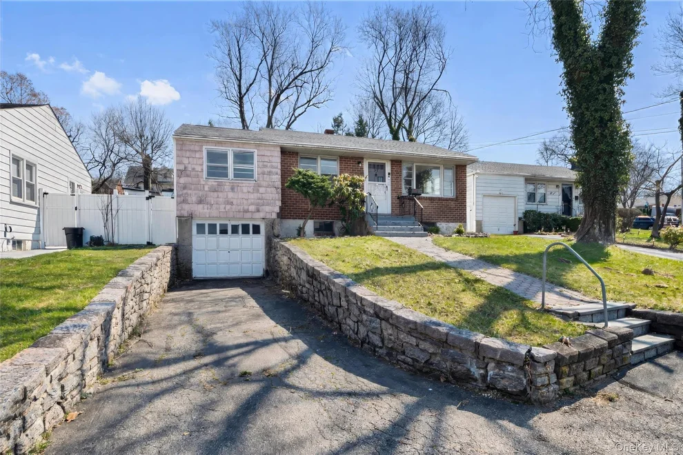 Unit for sale at 53 Sweetfield Circle, Yonkers, NY 10704