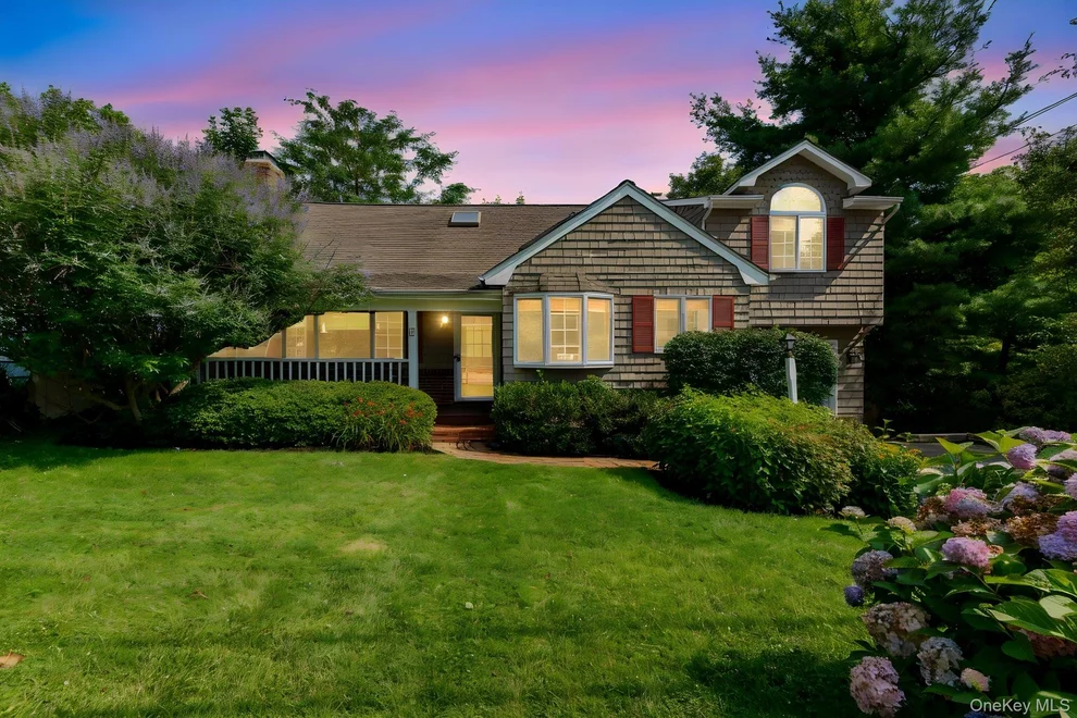 Unit for sale at 1 Cedar Drive, Huntington, NY 11743