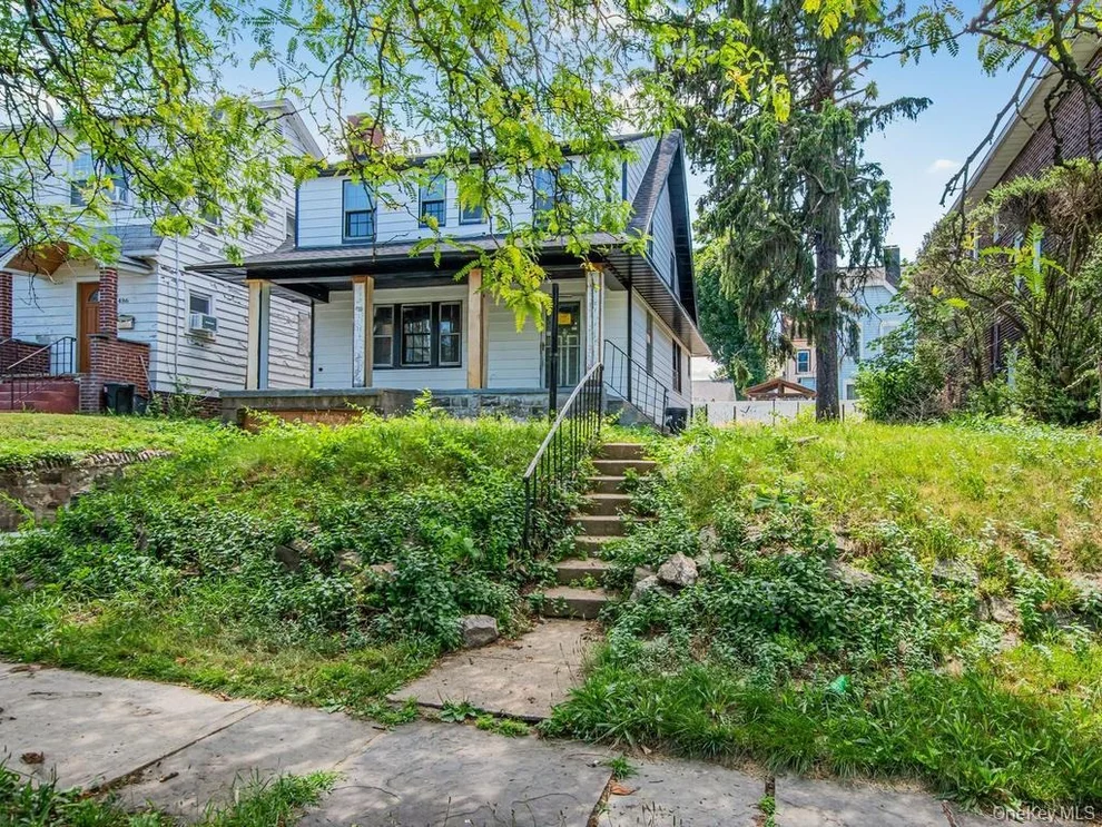Unit for sale at 484 E 5th Street, Mount Vernon, NY 10553