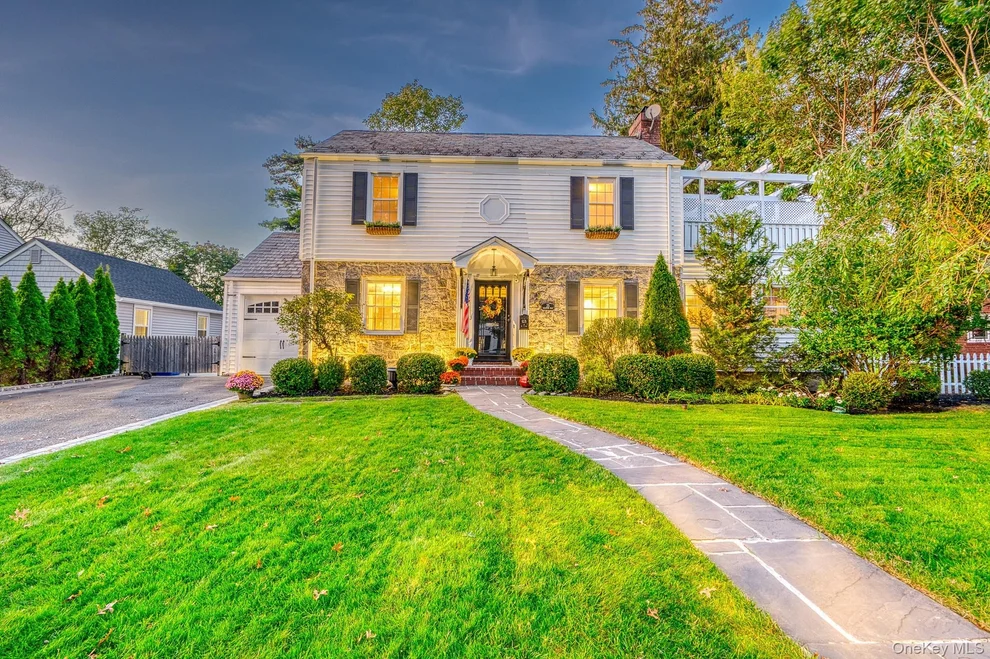 Unit for sale at 25 Greystone Road, Hempstead, NY 11570