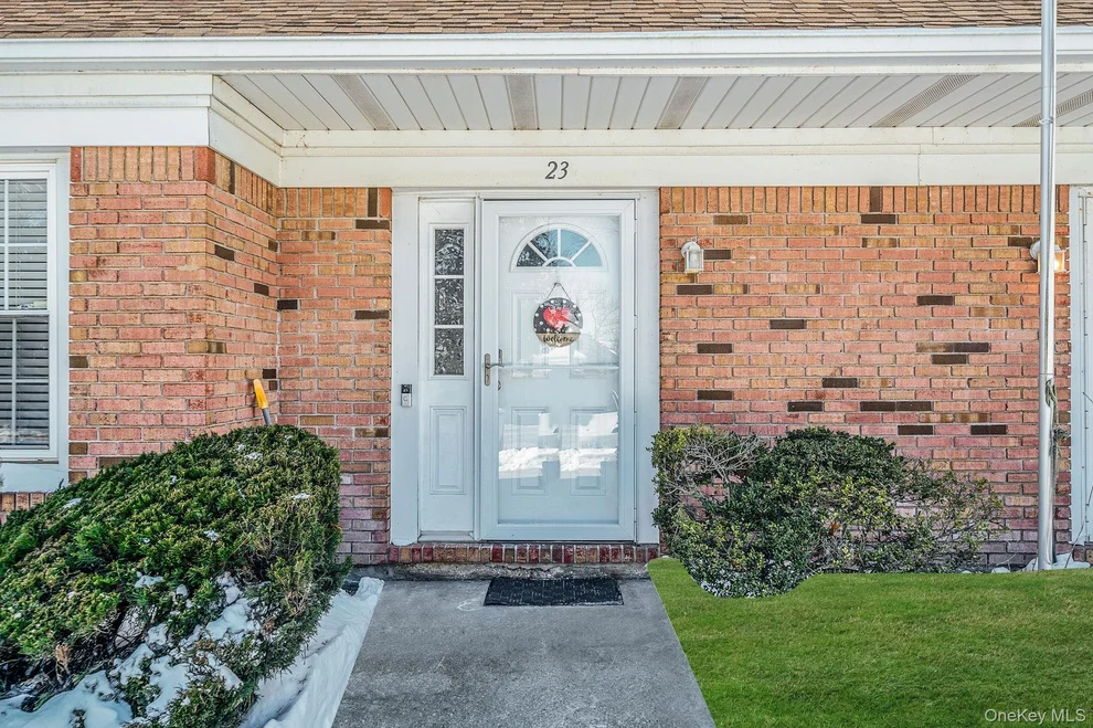 Unit for sale at 23 Gazebo Lane, Brookhaven, NY 11742