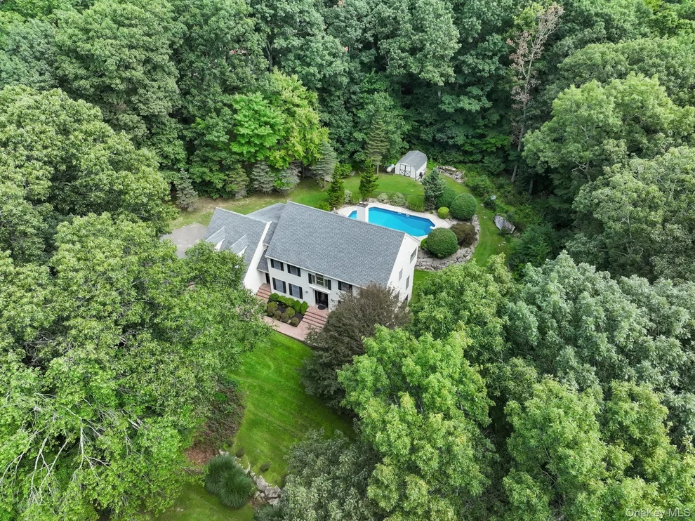 Unit for sale at 18 Arbor Court, Kent, NY 12531