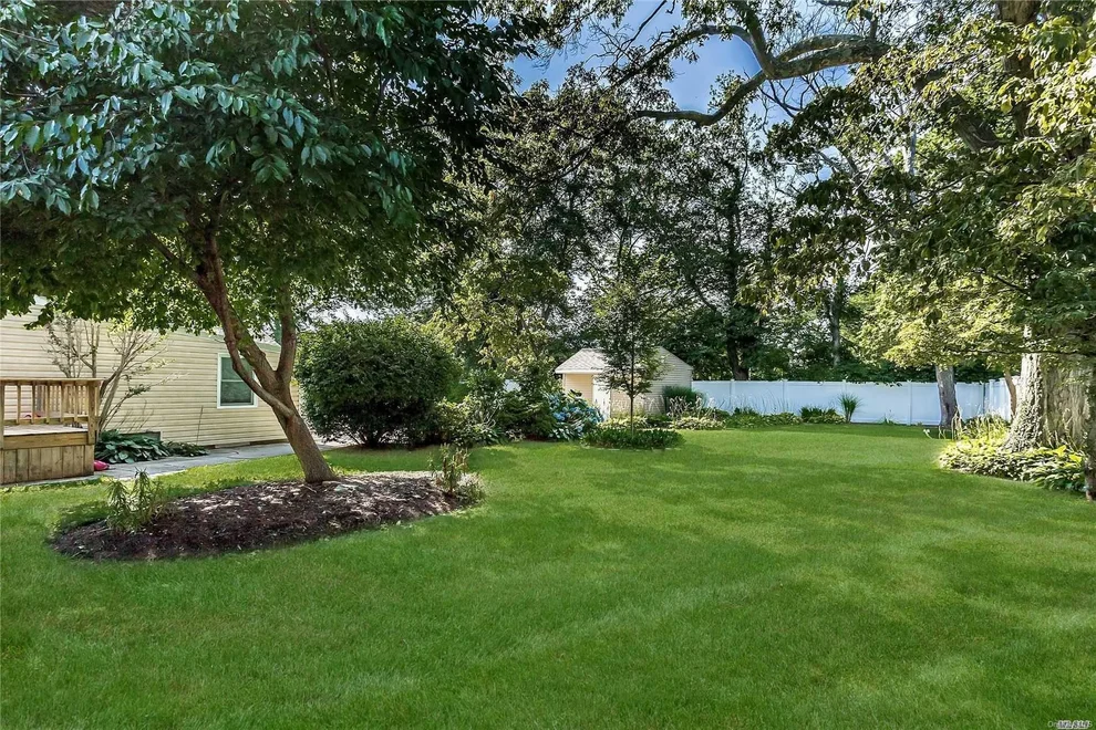 Unit for sale at 132 Texas Street, Babylon, NY 11757