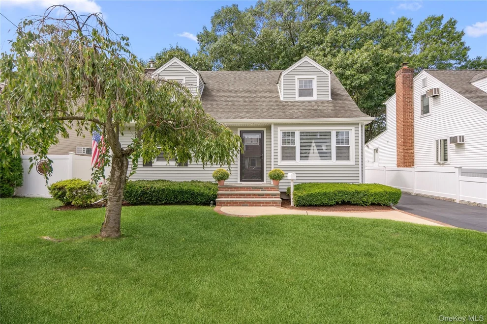 Unit for sale at 10 Alliance Street, Hempstead, NY 11580