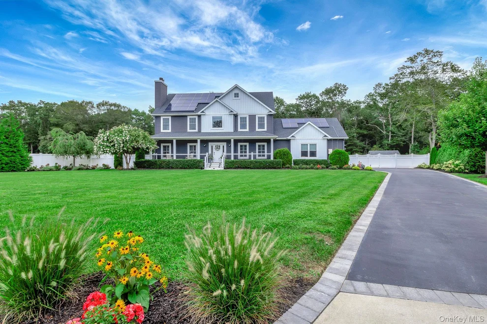 Unit for sale at 6 Mastro Court, Riverhead, NY 11933