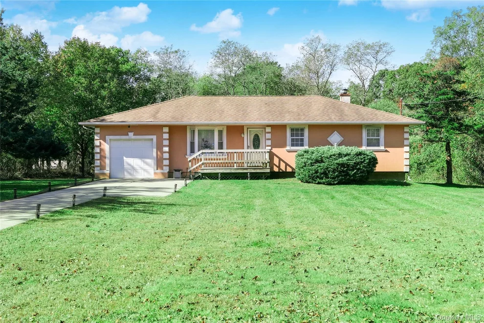 Unit for sale at 34 Wards Lane, Brookhaven, NY 11713