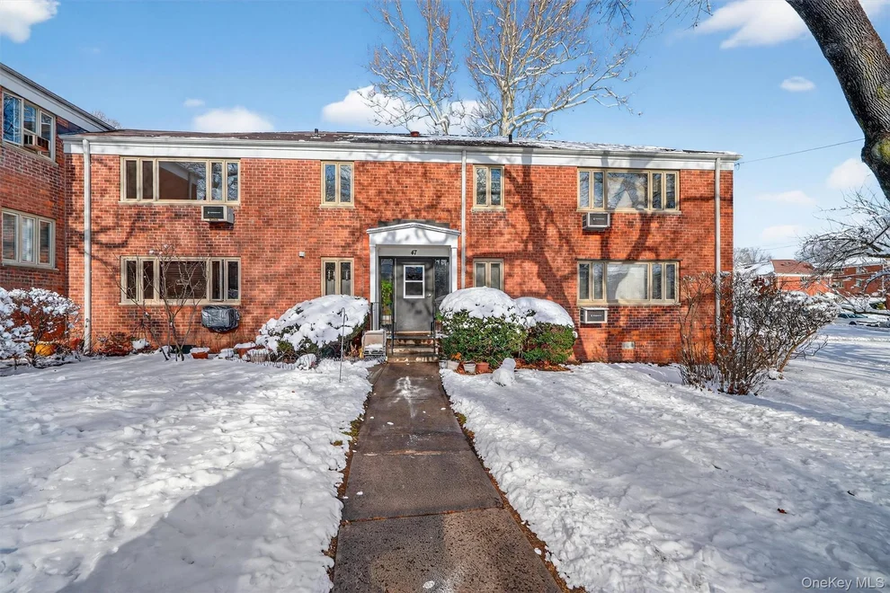 Unit for sale at 47 Lawrence Drive, White Plains, NY 10603